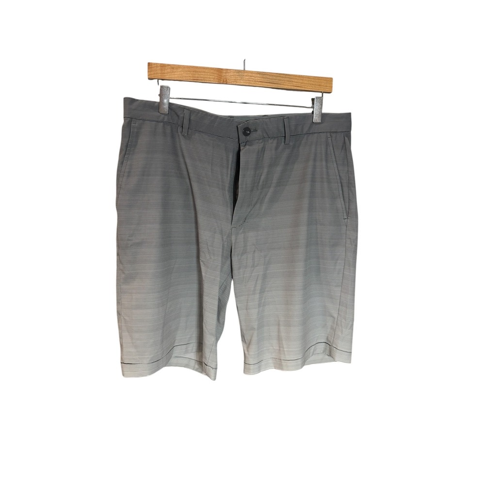Greg Norman Fasso Ella Golf Shorts Mens 34 Gray Striped Lightweight